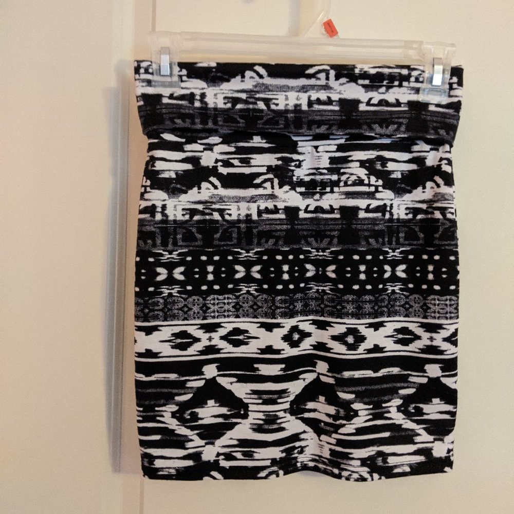 Black and White Pattern Skirt